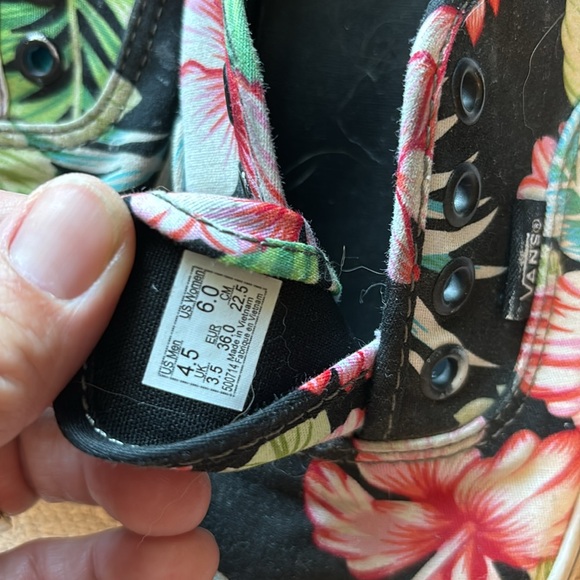 Vans tropical pattern - Picture 5 of 7